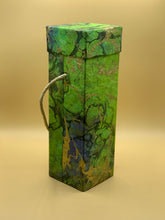 Load image into Gallery viewer, Wine box in Green marble